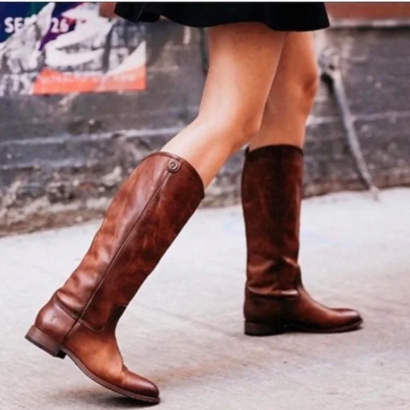 New FRYE Mellisa button cognac boots - Picture 1 of 13